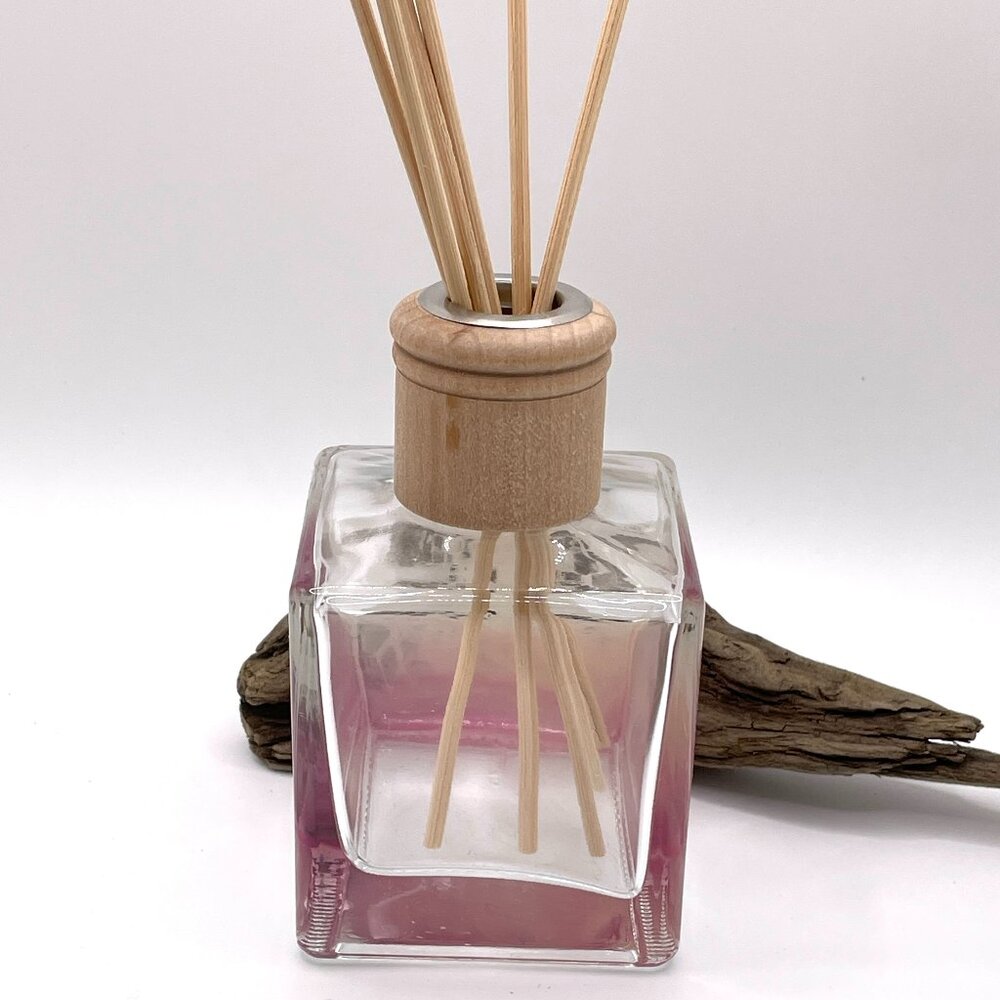 Resin and Glass Reed Diffuser-New! - Picture 5 of 7